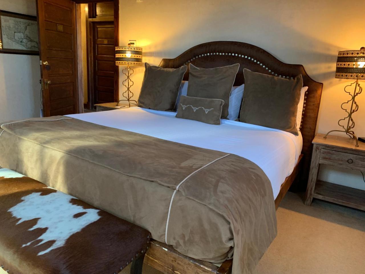 Gage Hotel Маратон Екстериор снимка